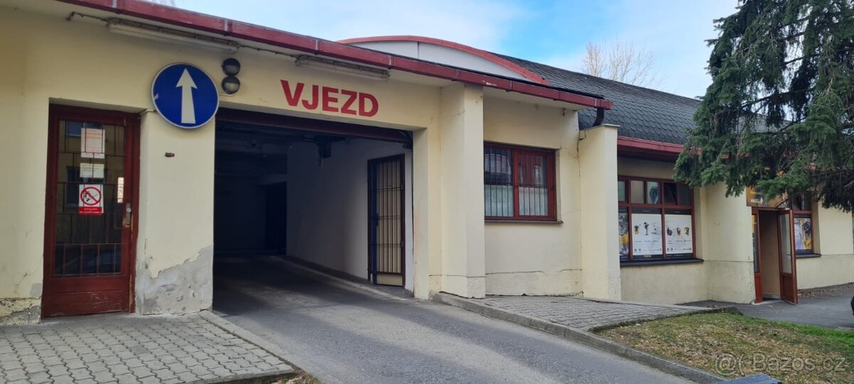 Garážové stání - 4