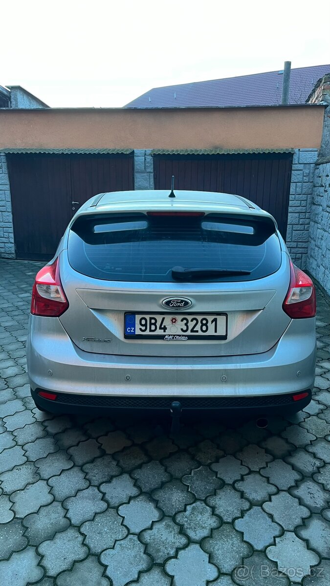 Ford Focus 3 Hatchback - 4