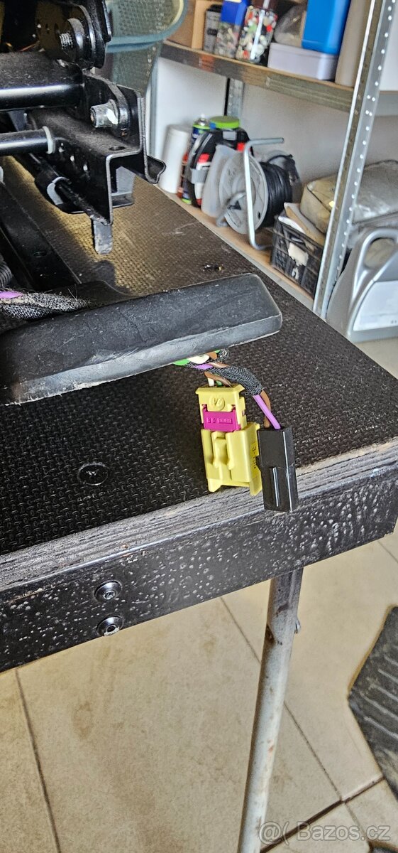 VW GOLF 5 P.P. SEDAČKA - 4