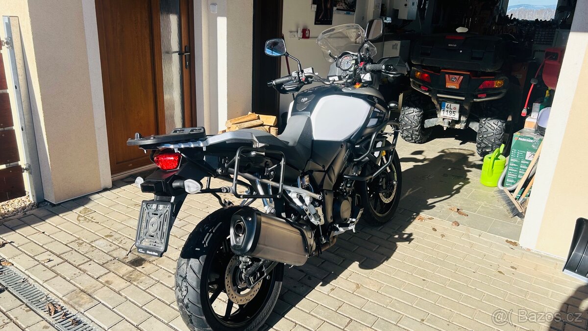 Suzuki V STROM 1000 - 4