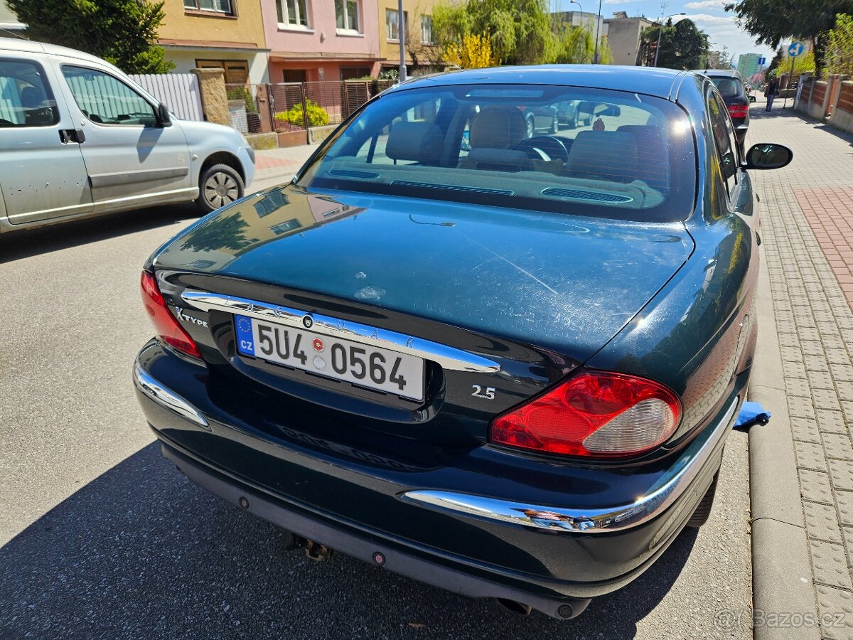 Jaguar x-type - 4