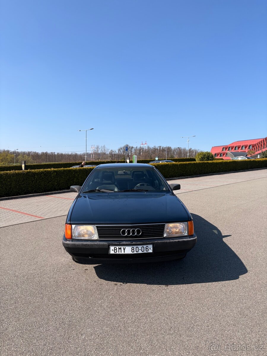 Audi 100 C3 2.3 pětiválec - 4