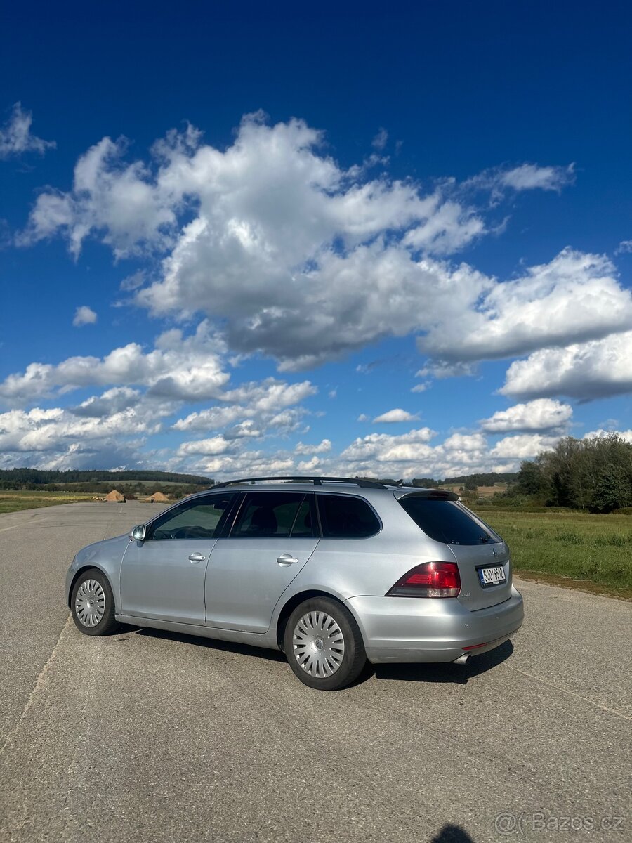 🚗 VOLKSWAGEN GOLF VI VARIANT 1.6 TDI - 4