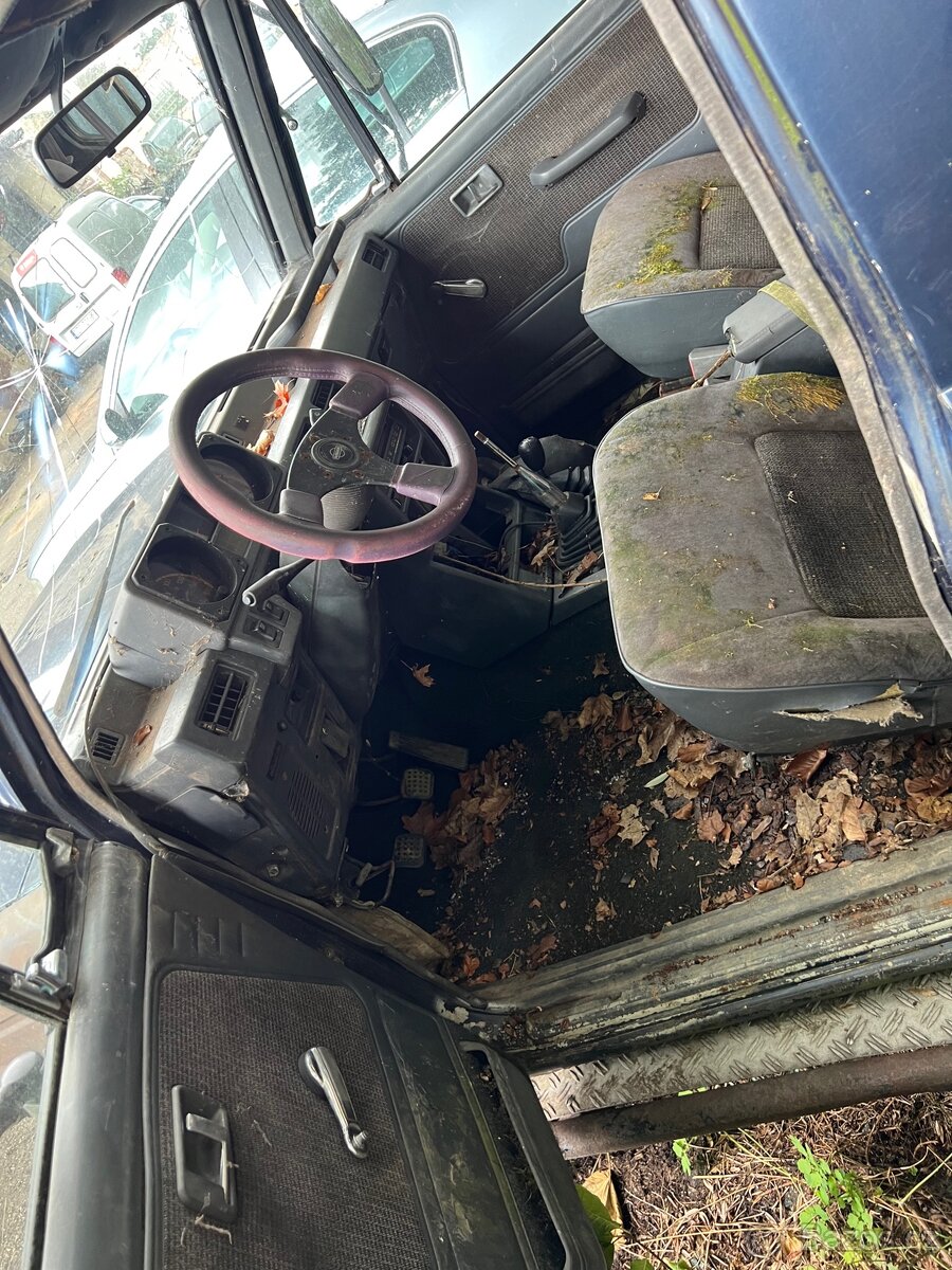 Mitsubishi Pajero - 4