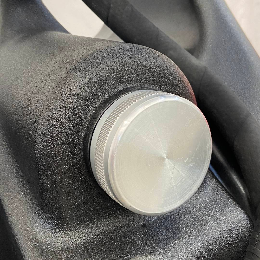 Mobilní nádrž na benzín 110L – el. 12V čerpadlo - 4