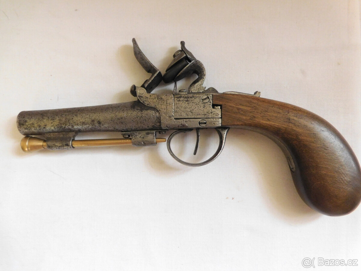 Křesadlová pistole, kolem roku 1750 - 4