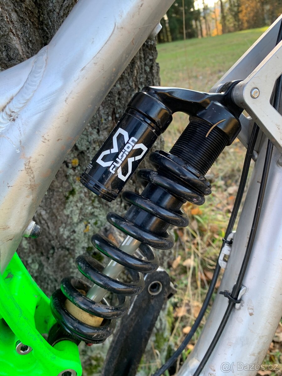 Celoodpružené kolo Agang Ninja 2.0 DH 2015 - 4