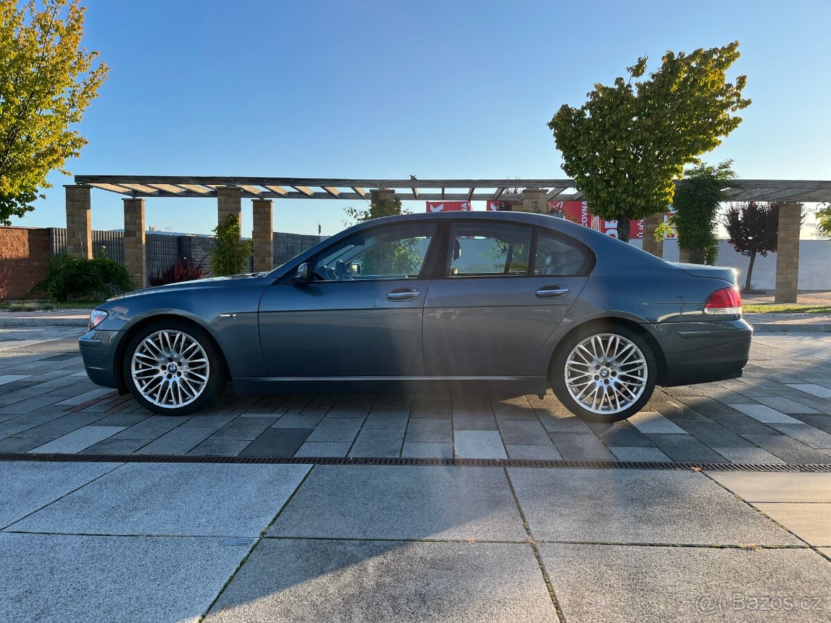 BMW 750i, E65 - 4
