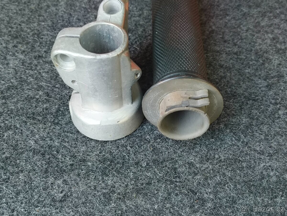 Nepoužitá originální objímka ČZ držák páček plyn ČZ 477 471 - 4