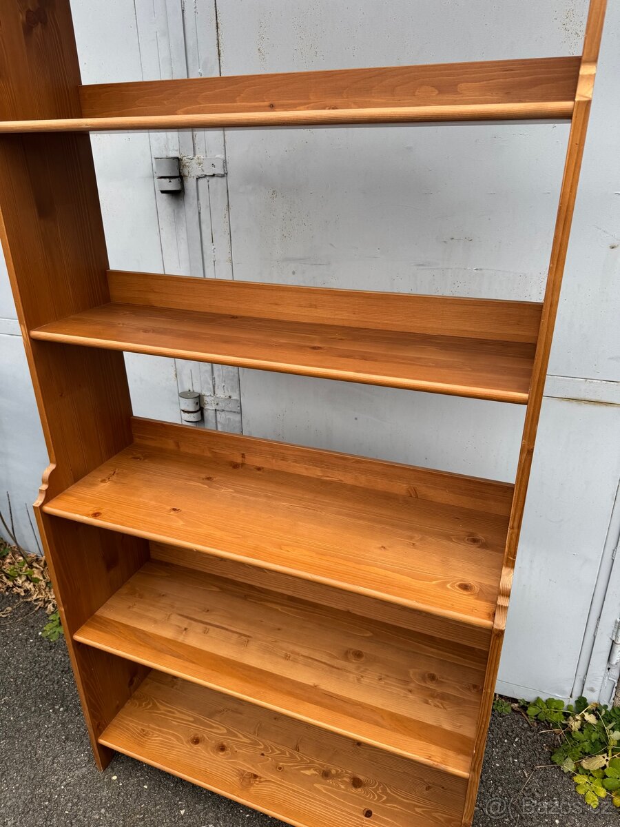 Knihovna Ikea leskvik - 4