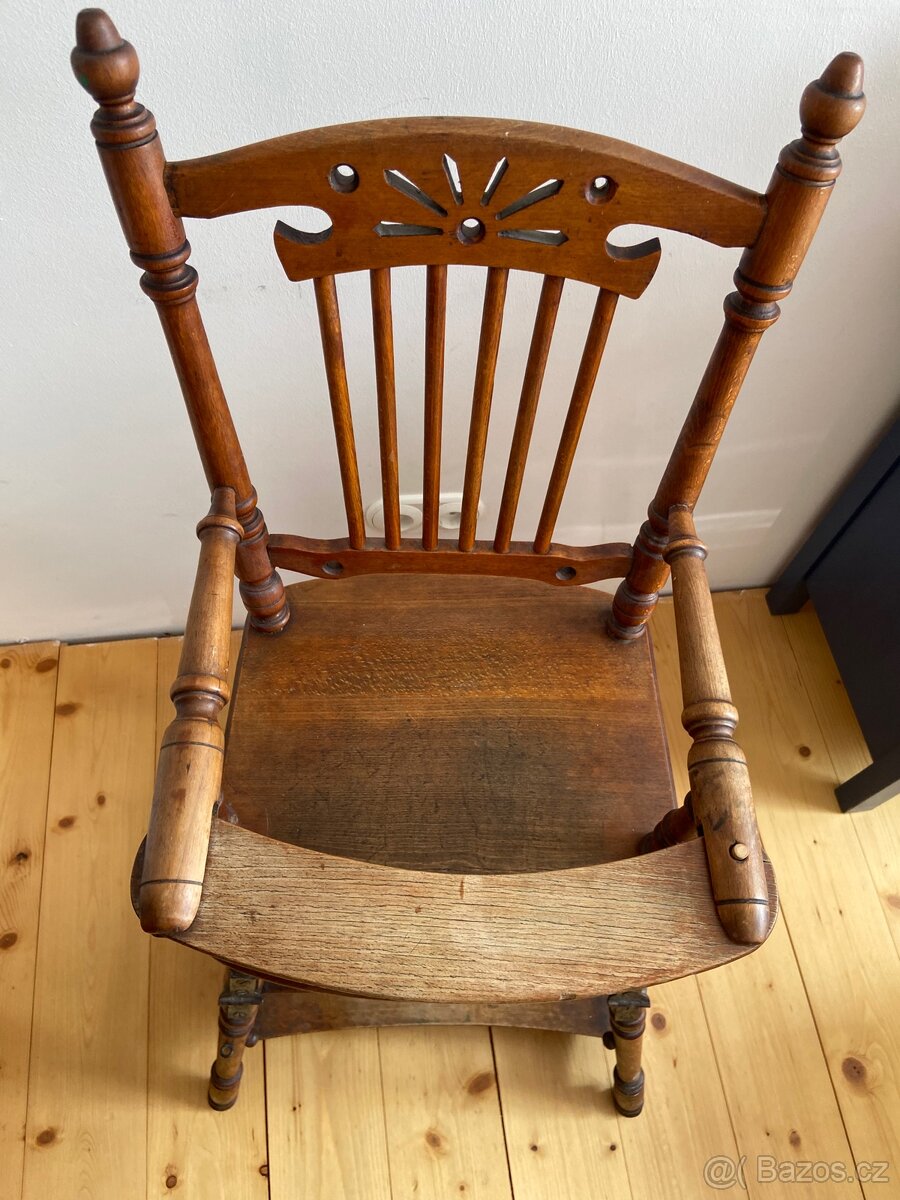 Starožitná dětská židlička - 4