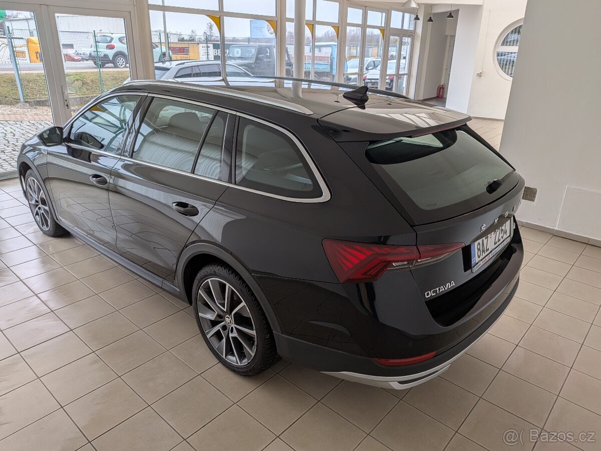 Octavia Combi Scout 2.0 TDI 4x4 DSG - 4