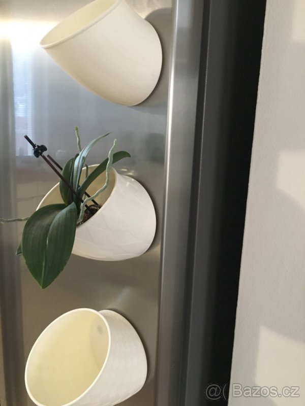 Sada květináče na magnetech. - 4