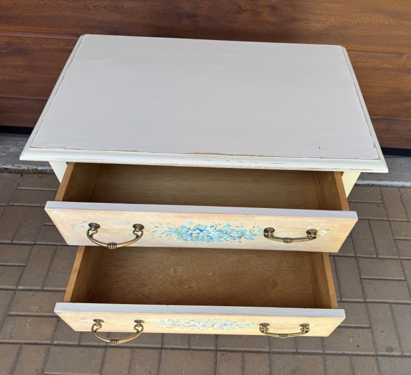 ručně malovaná komoda z masivu - 4