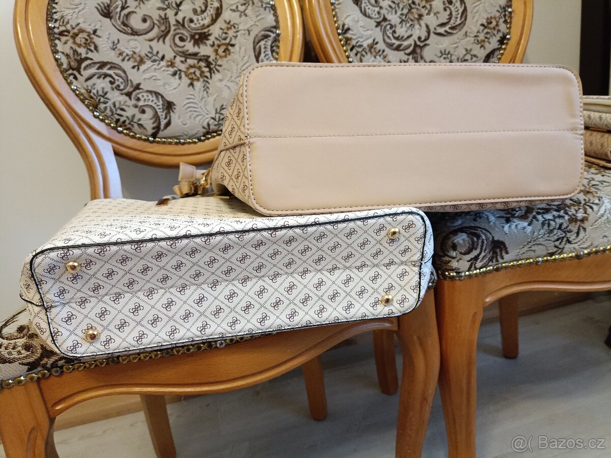 Kabelka Guess s peněženkou a popruhem. - 4