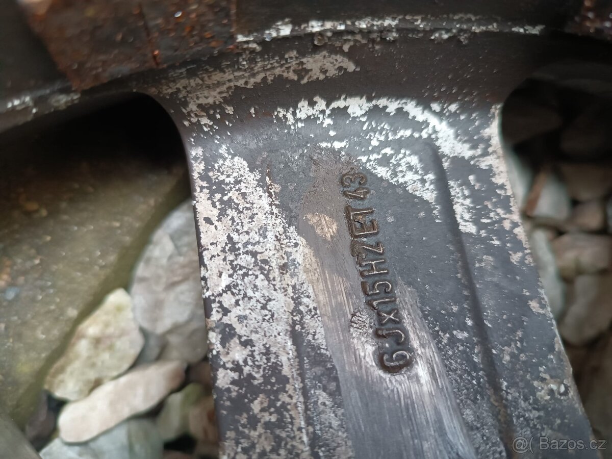 Prodám originál alu kola VW 5x112 - 4