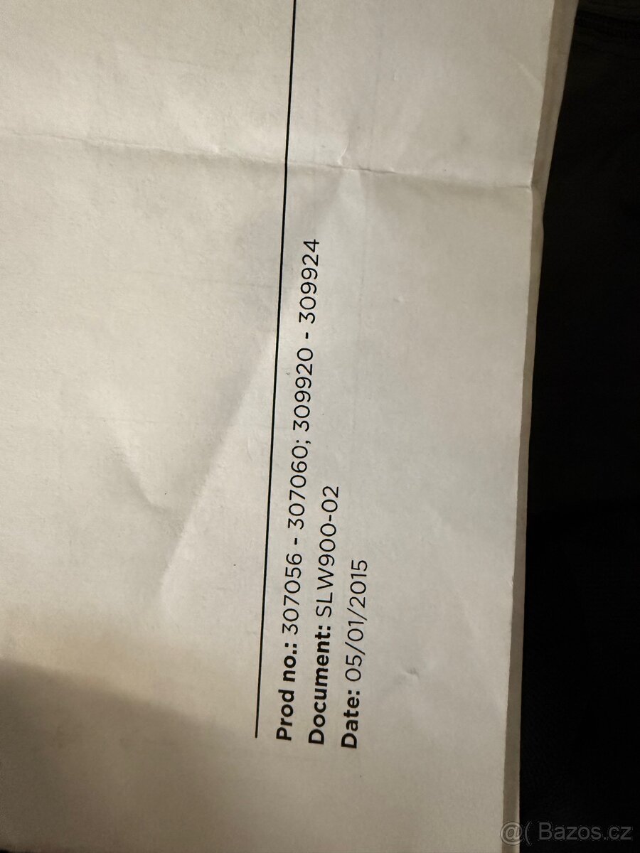 Thule quickfit 360L předstan k markýze Thule Omnistor - 4