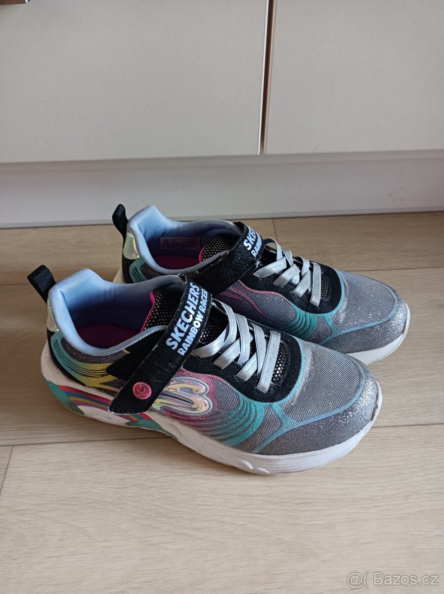 Dívčí boty Skechers- svítí - 4