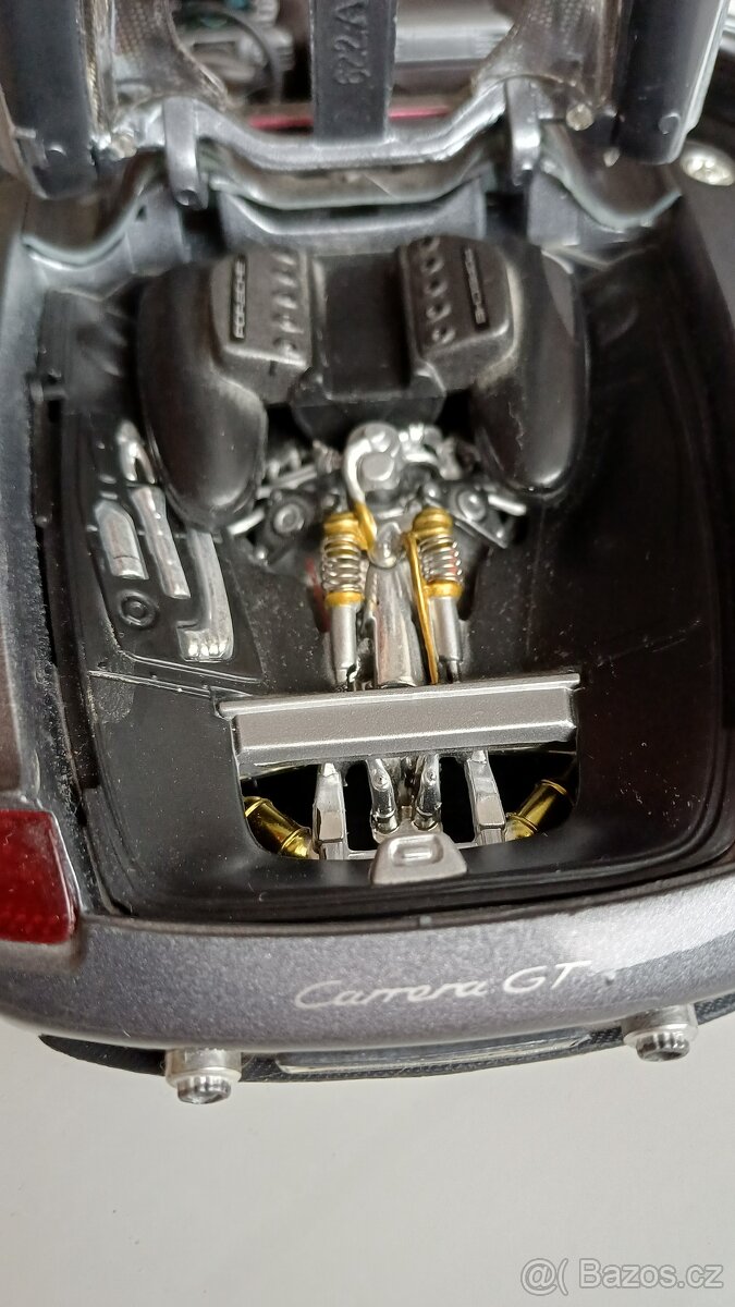 Porsche Carerra GT, Maisto 1:18 - 4