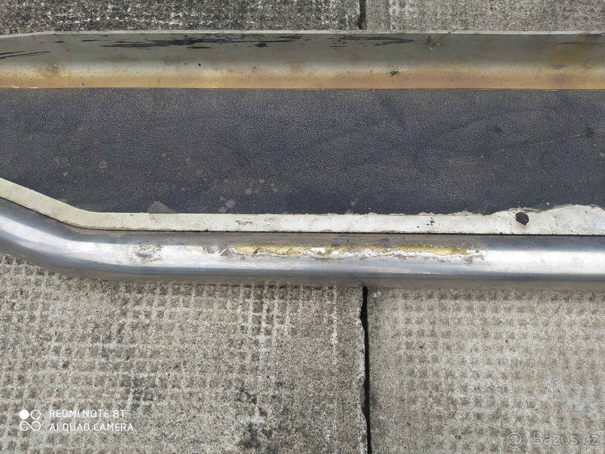 Nissan Terrano 2 nášlapy - 4