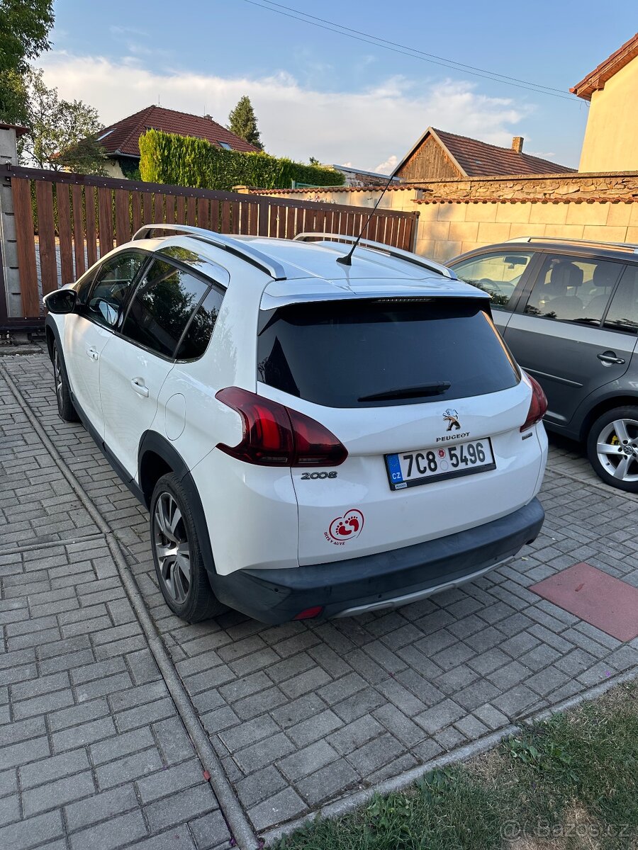 Peugeot 2008 - 4