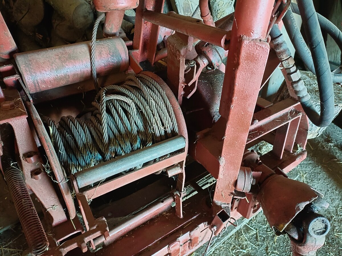 Naviják za traktor, ZIL - 4