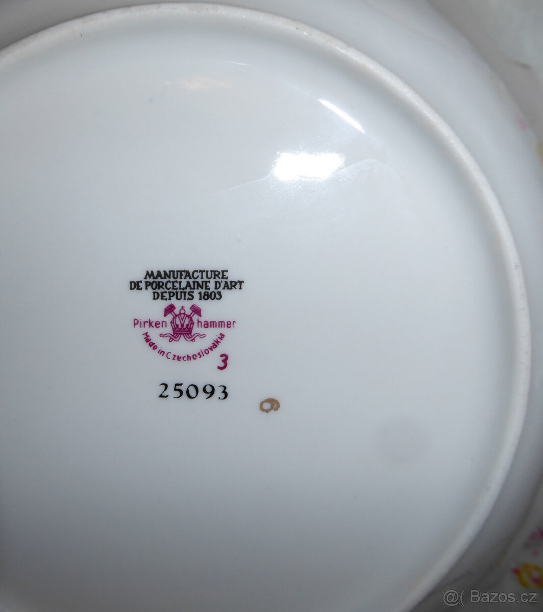 Krásná sada a další porcelán - 4