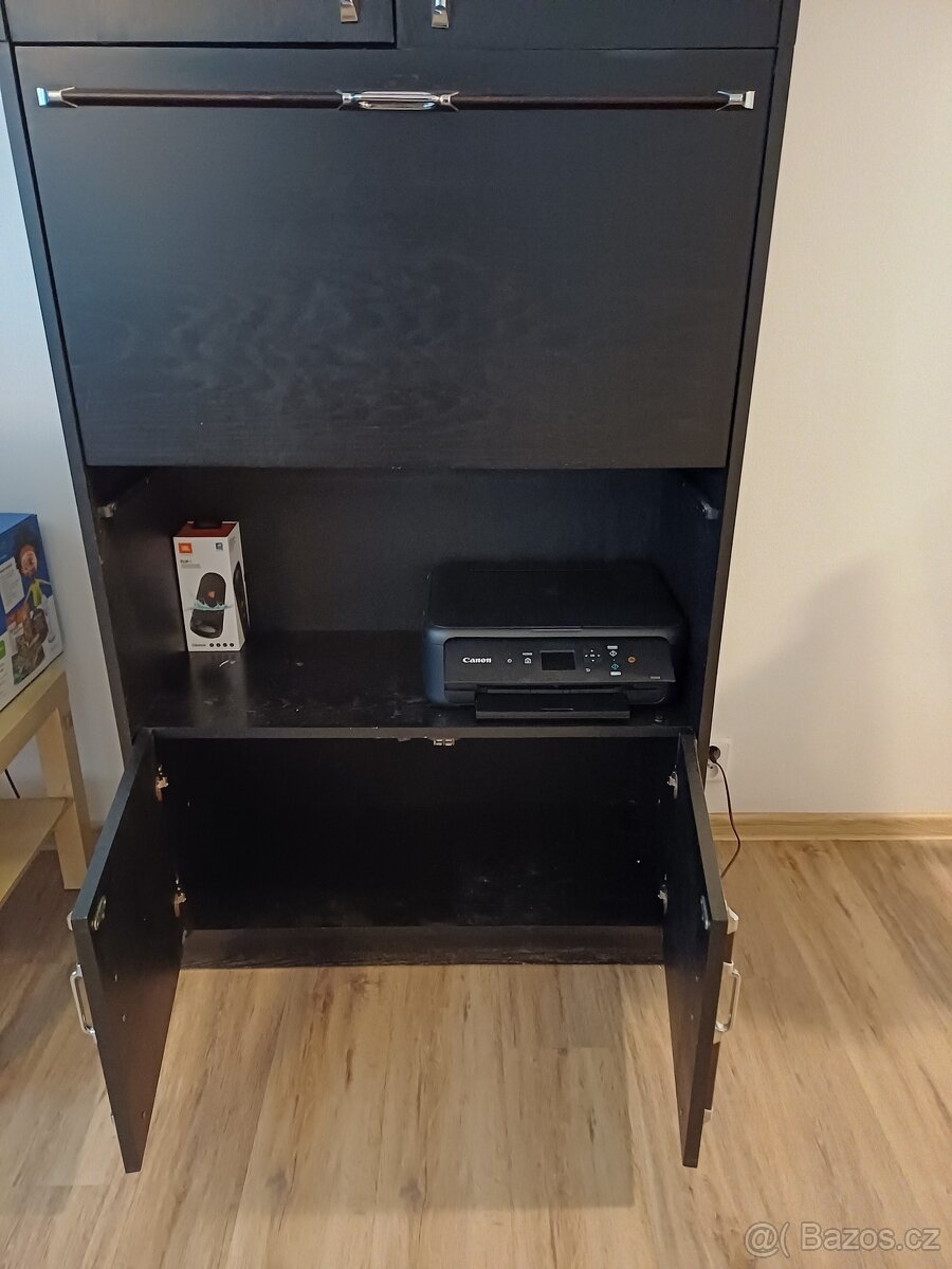 Knihovny + skříňky za odvoz - 4