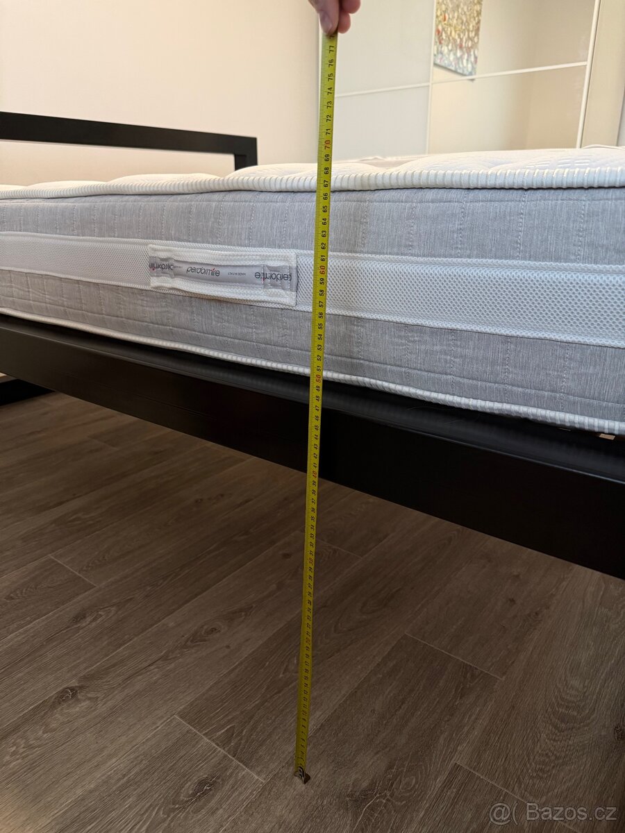 Kovová masivní postel 160x200 - 4