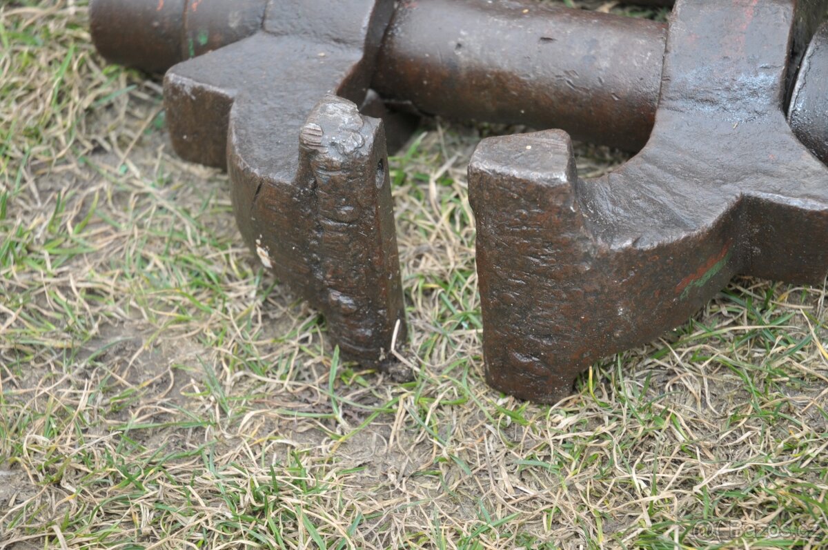 Starožitný velký kovářský svěrák - 4