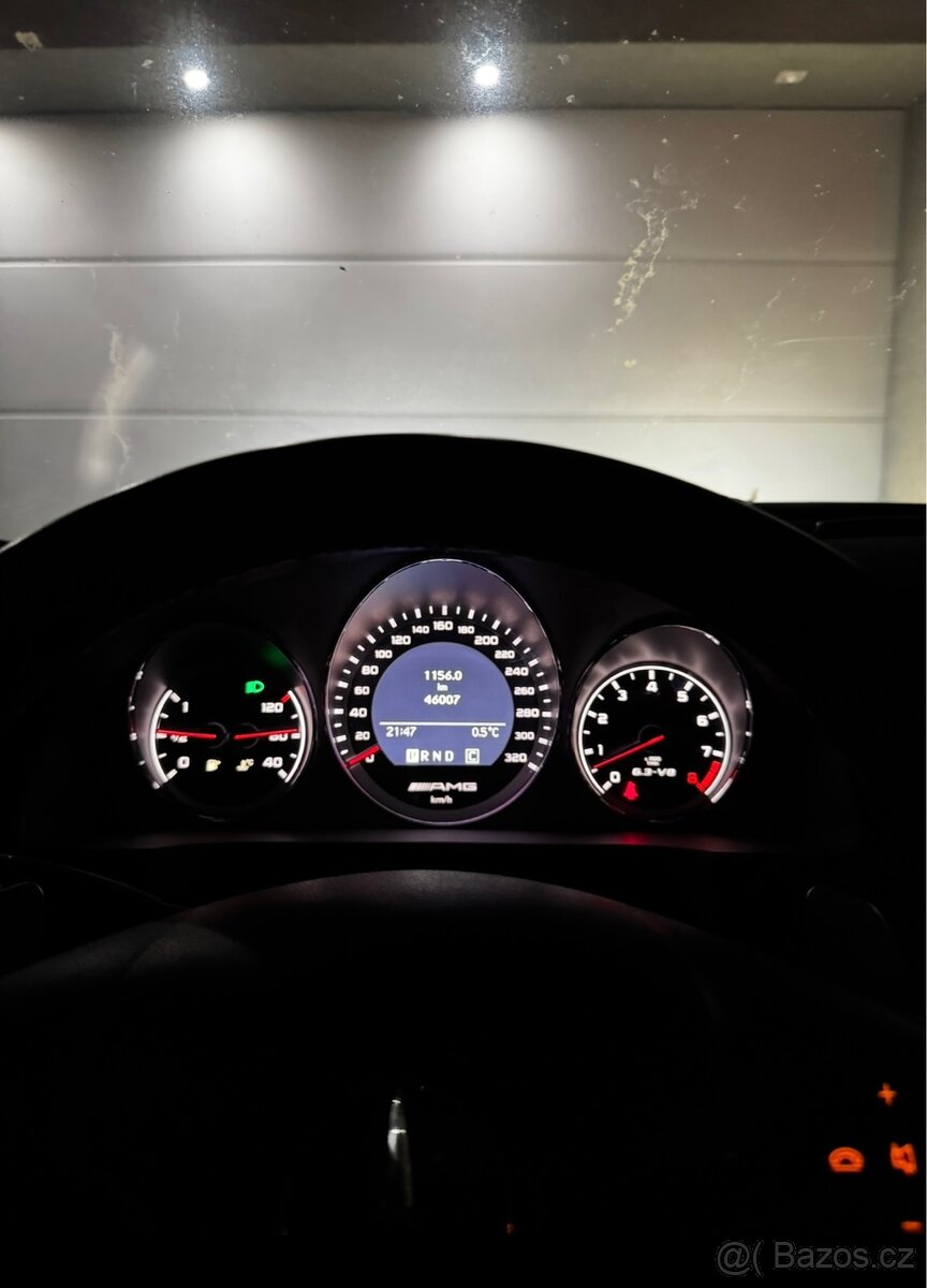 Mercedes C 63 Amg 6,2 V8 2009 - 4