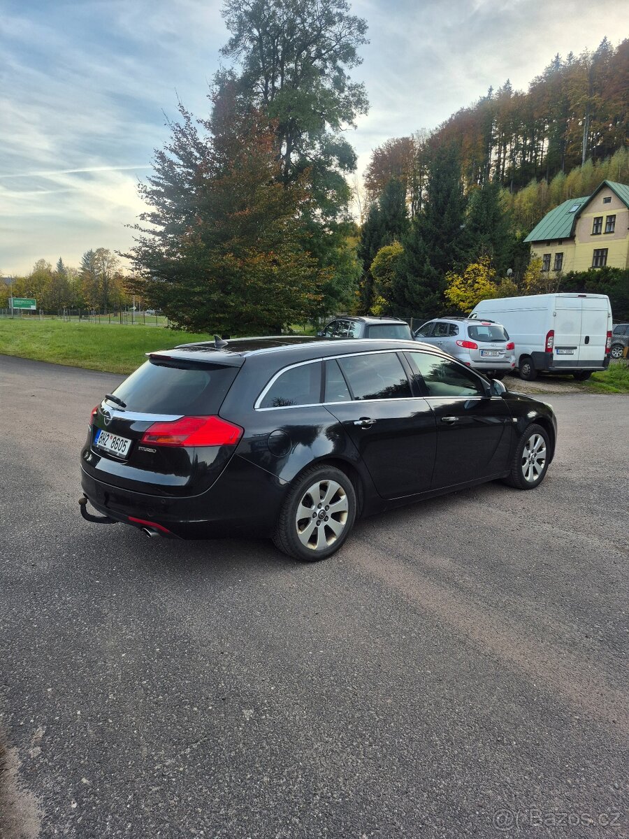 Opel insignia 2.0 Biturbo - 4