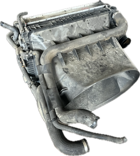 MERCEDES ATEGO chladič - 4