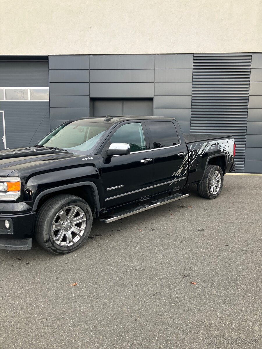 GMC SIERRA SLT V8 Long