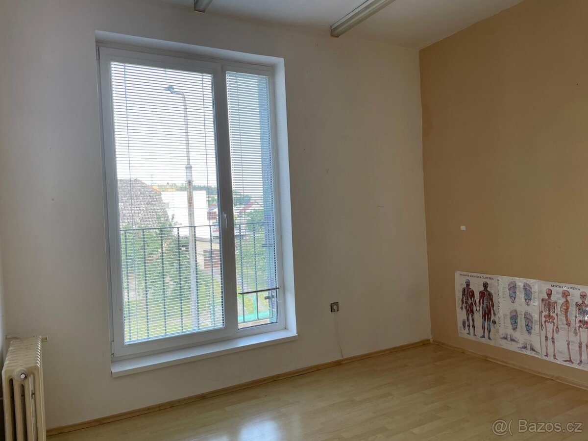 Blovice kancelářské a skladové prostory - 4