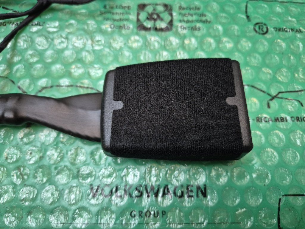 Škoda Yeti zámek bezpečnostního pásu - 4