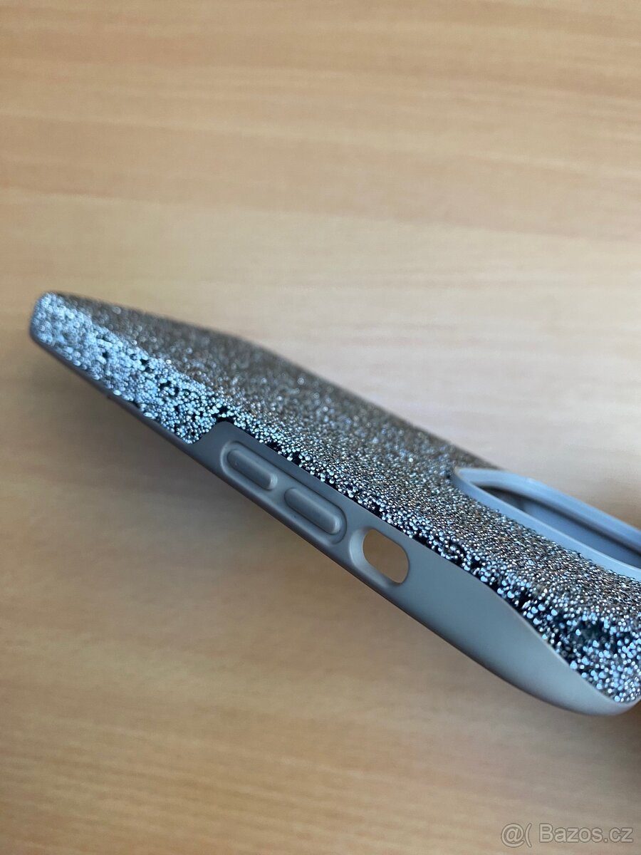 Pouzdro na iPhone 14 Pro Swarovski Super Stav - 4