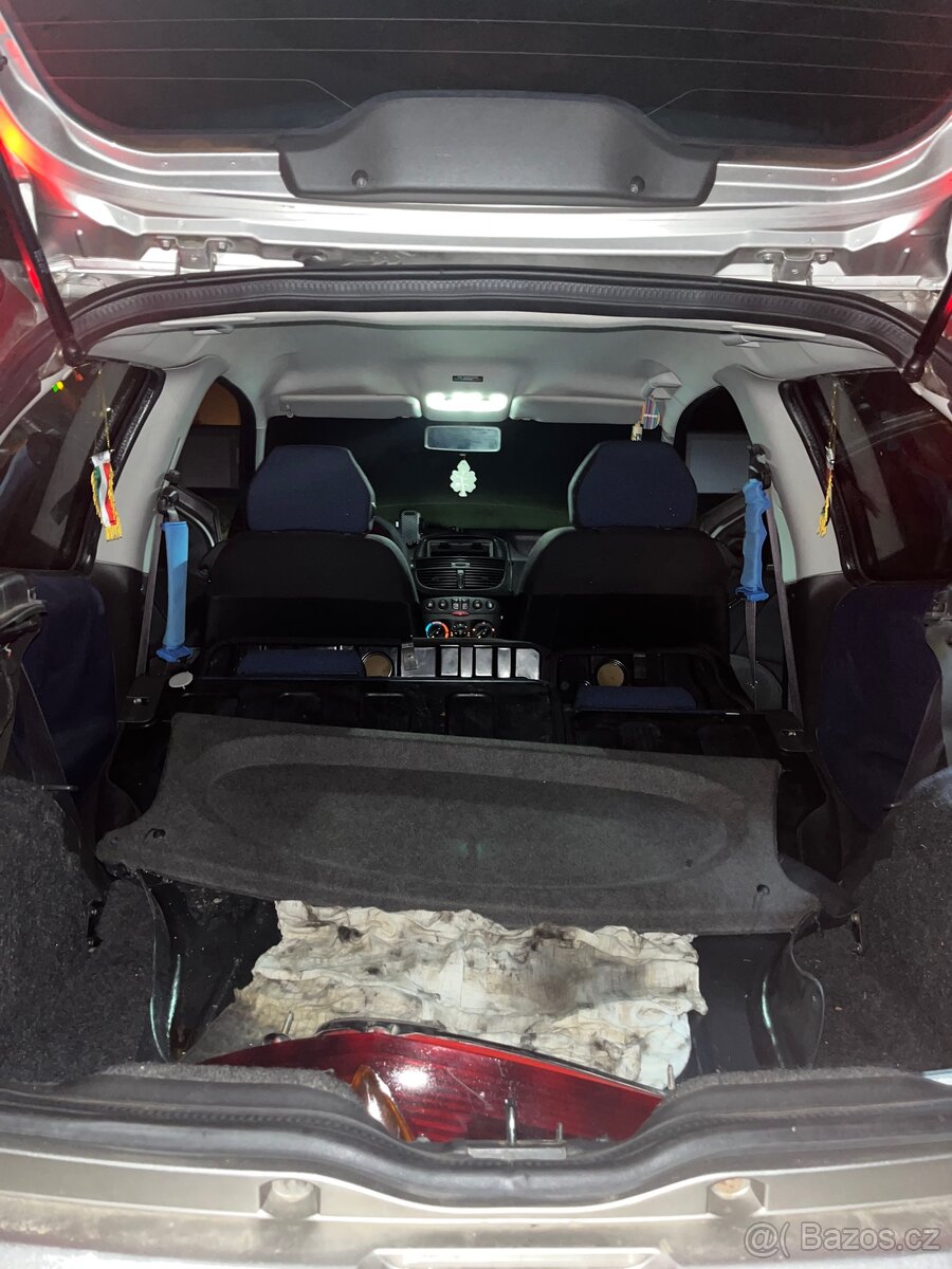 Fiat Punto II soubor nahradnich dilu - 4