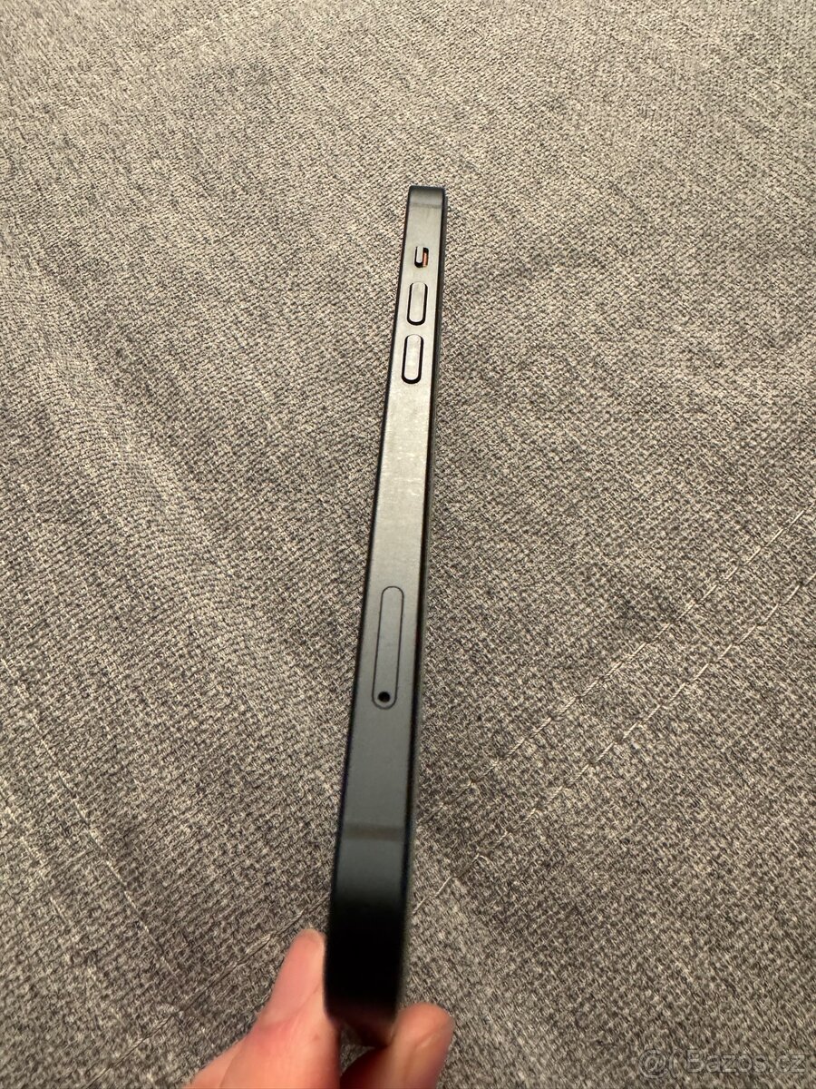 iPhone 13 128gb modrý - 4