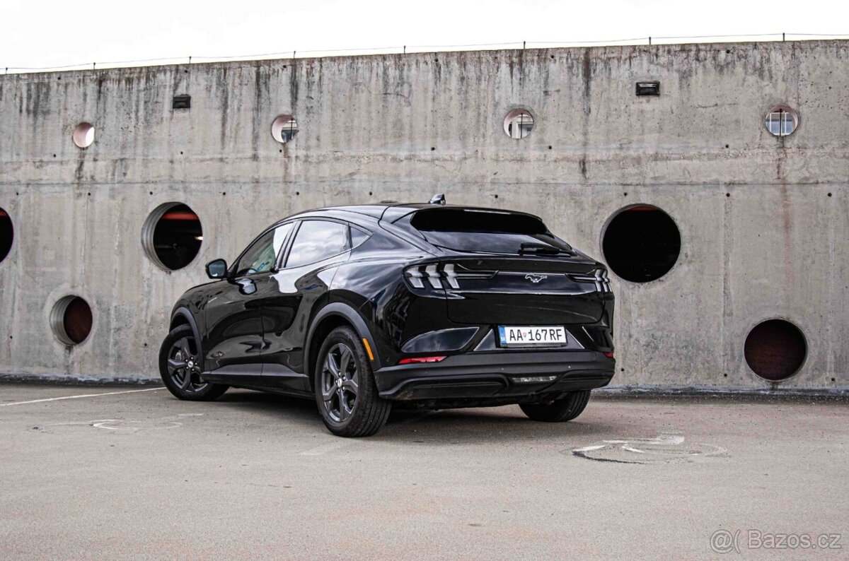 Ford Mustang Mach-E / ODPOČET - 4