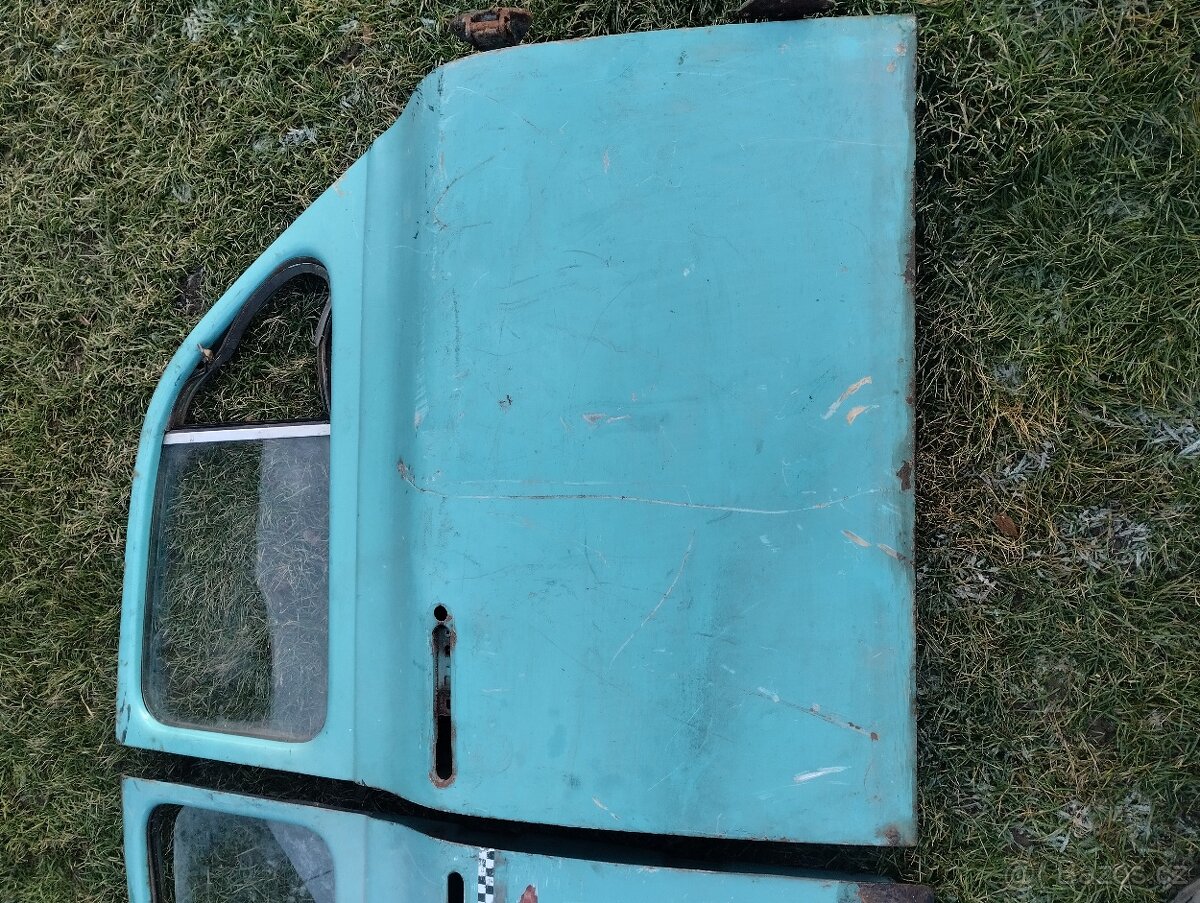 Dveře na Škoda 1202 - 4