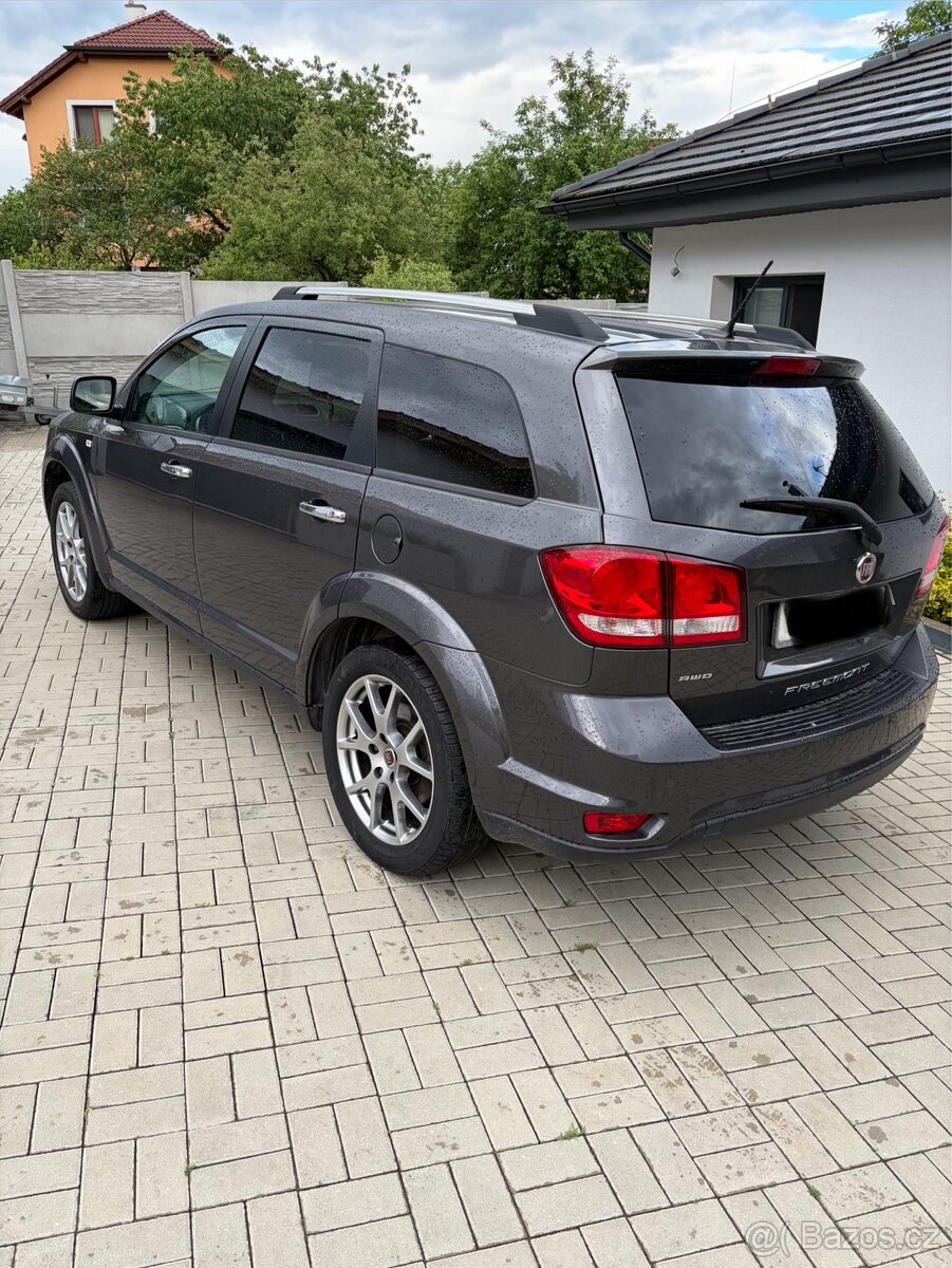 Fiat Freemont 4x4 -automat - 4