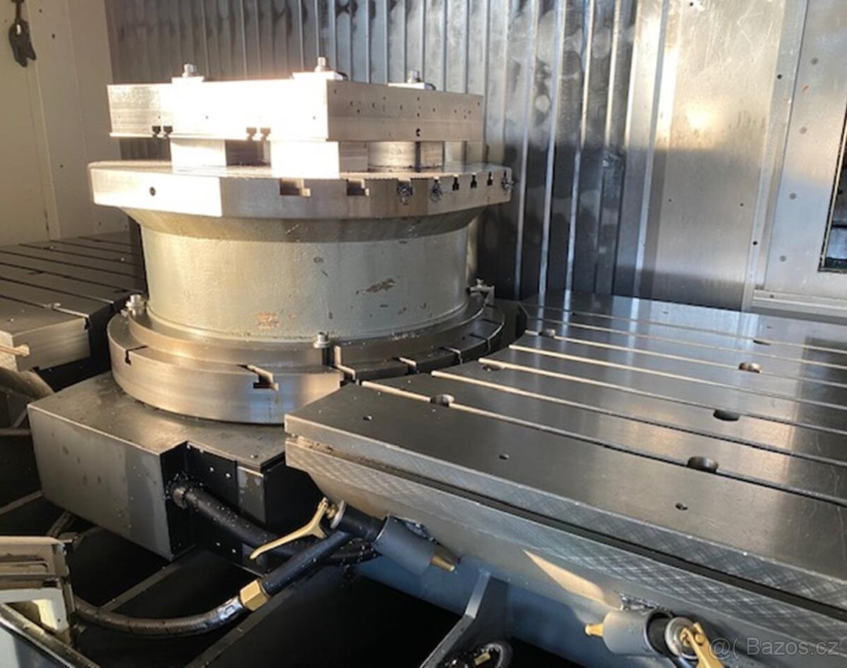 Obráběcí centrum (vertikální) AXA VHC3-XTS - 4