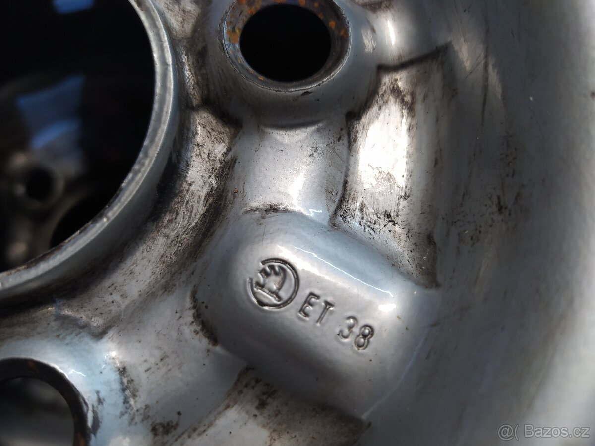 4x100 R13 škoda Felicia favorit - 4