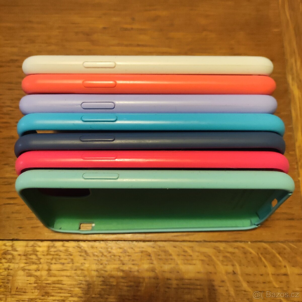 Sada 7ks barevných krytů iPhone 11 pro - 4