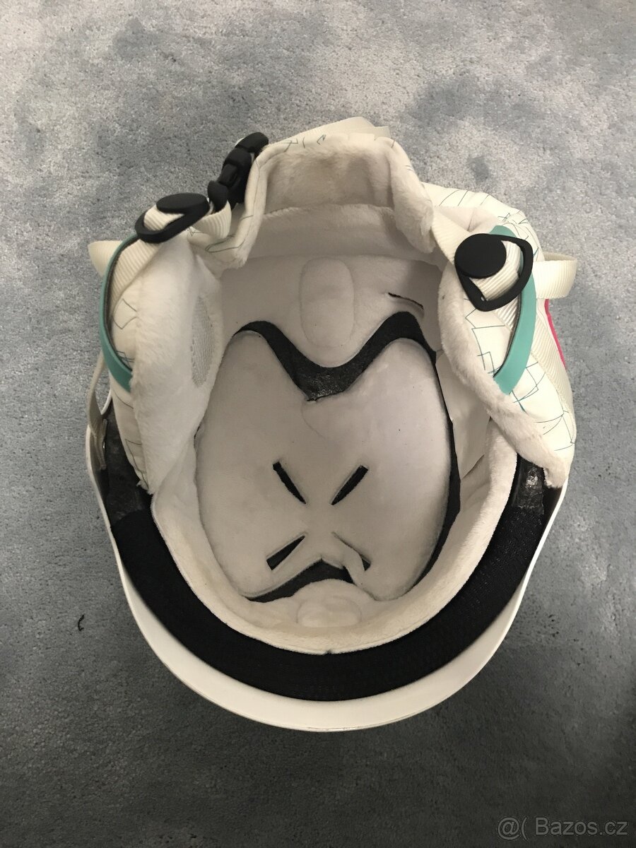 Helma na lyžování - 4