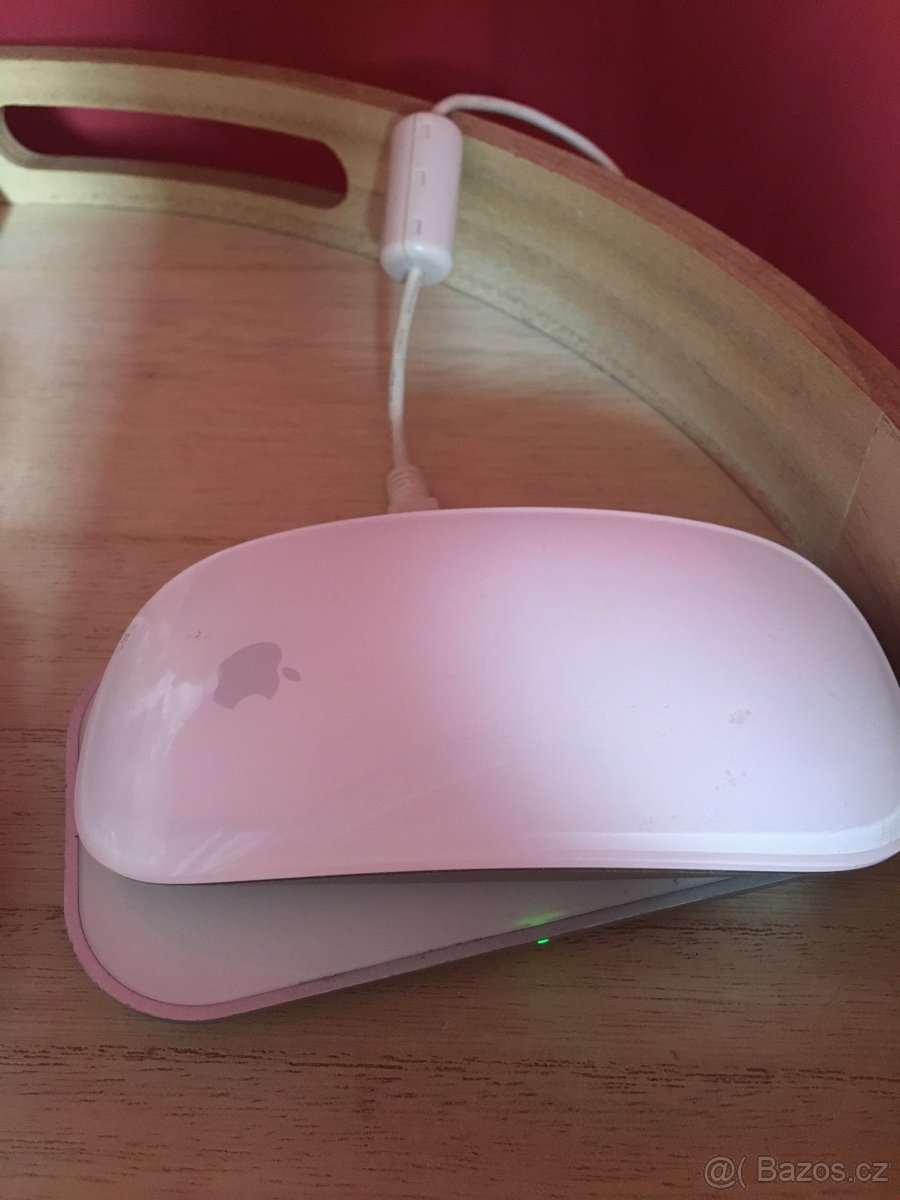 APPLE Magic mouse + nabíjecí podložka Mobee magic charger - 4