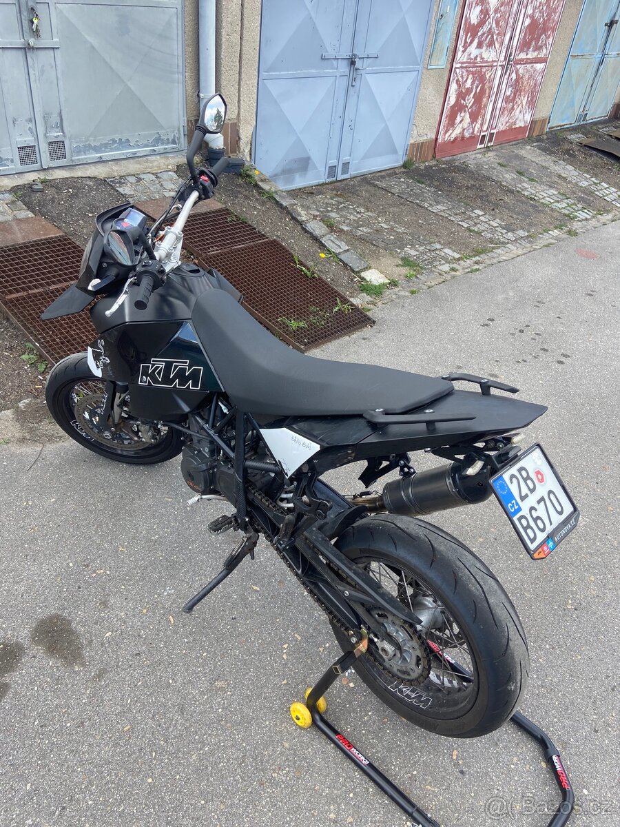 KTM 690 SM A2 - 4