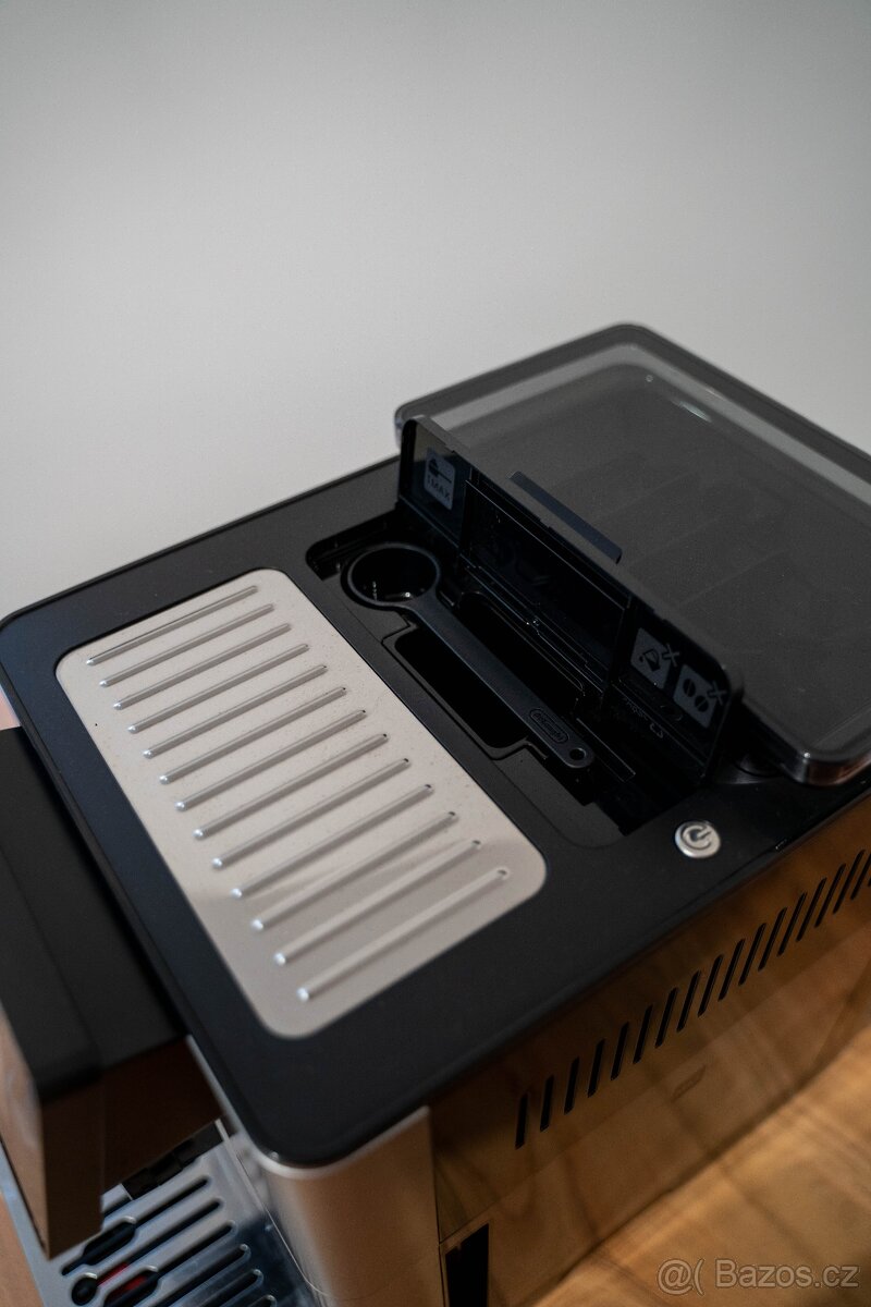 DeLonghi PrimaDonna Soul (ECAM 610.55.SB) - 4