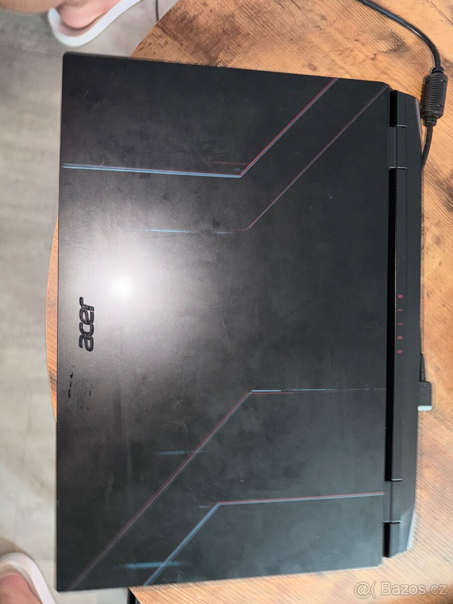Acer nitro 5 obsidian black - 4